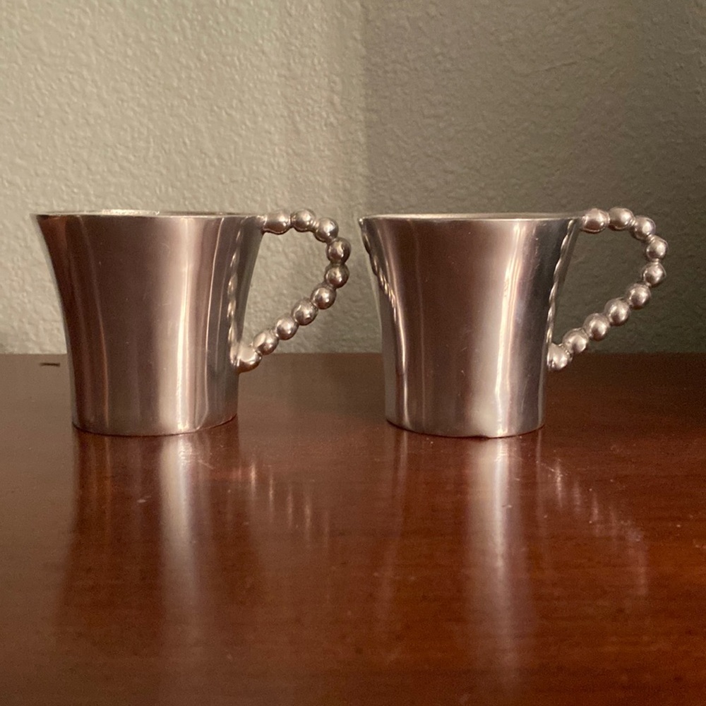 Mariposa Baby String of Pearls Cups